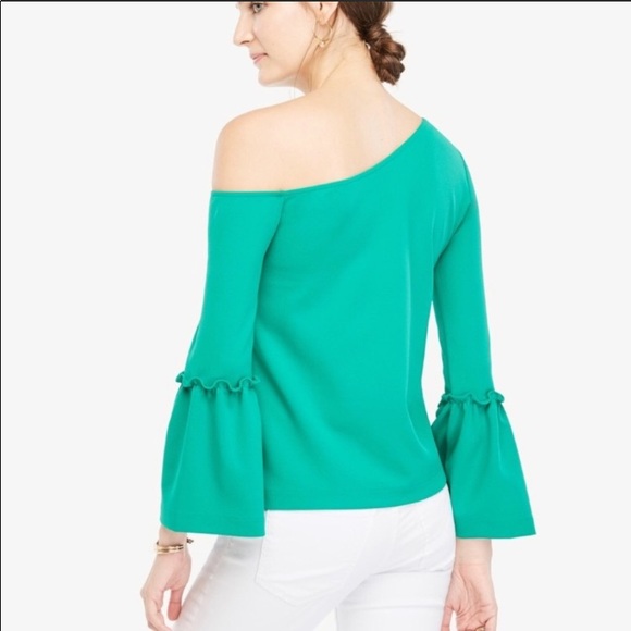 Ann Taylor one shoulder emerald green flare sleeve - Picture 4 of 4